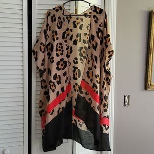 Do Everything in Love Leopard Kimono